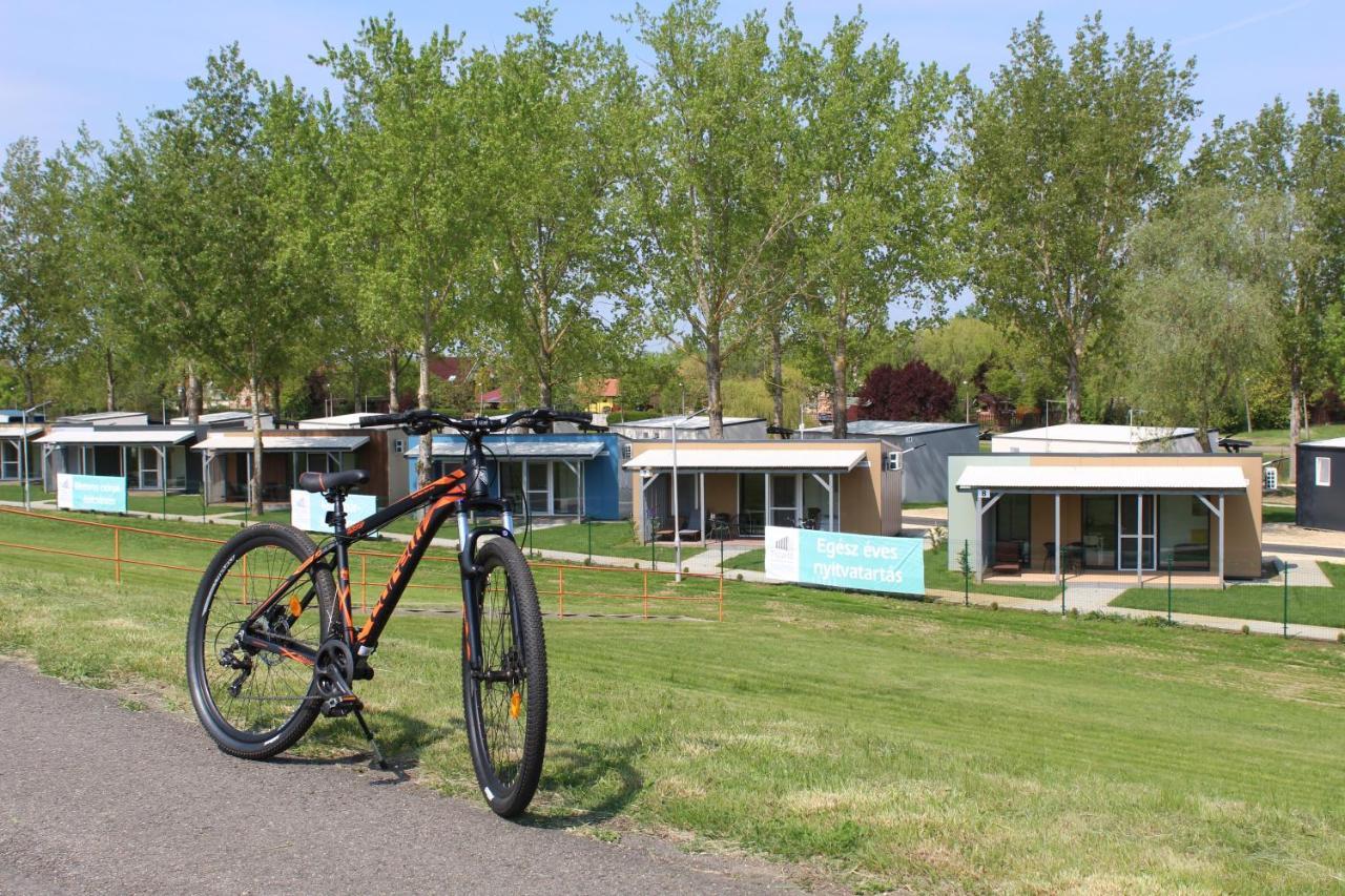 Tisza-To Apartmanpark Kiskore Экстерьер фото