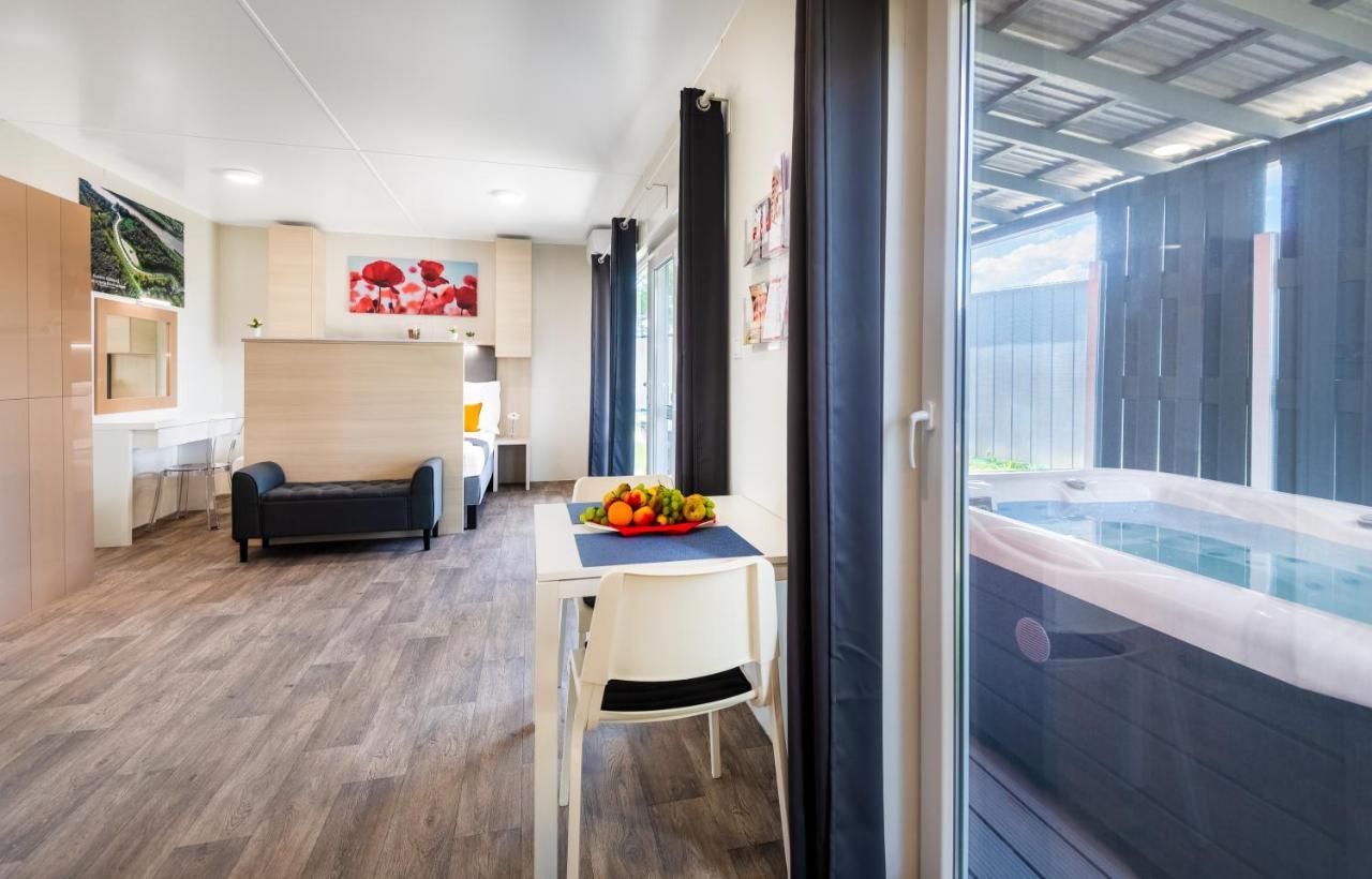 Tisza-To Apartmanpark Kiskore Экстерьер фото